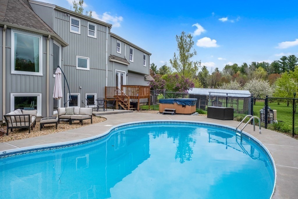 382 Chicopee Row Groton, MA 01450 - Photo 32 of 42