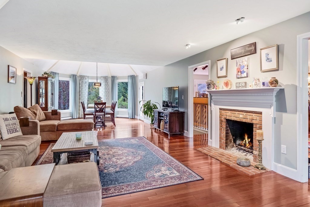 382 Chicopee Row Groton, MA 01450 - Photo 6 of 42