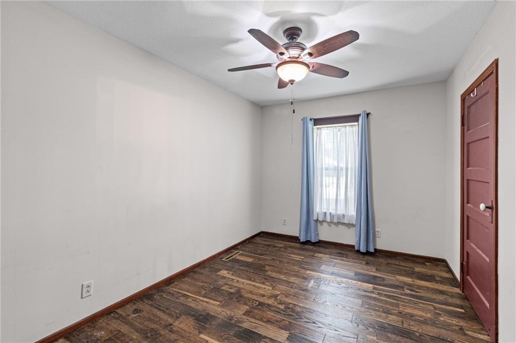 515 South 8th Street Clinton, MO 64735 - Photo 26 of 56