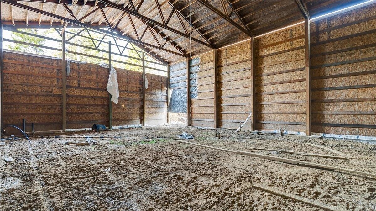 4467 F Williamson Road Clayton, WA 99110 - Photo 14 of 50