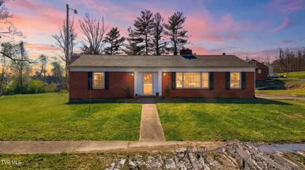 $199,900 | 213 Manville Road, Gate City, VA 24251