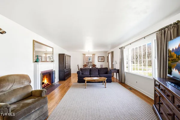 $199,900 | 213 Manville Road, Gate City, VA 24251