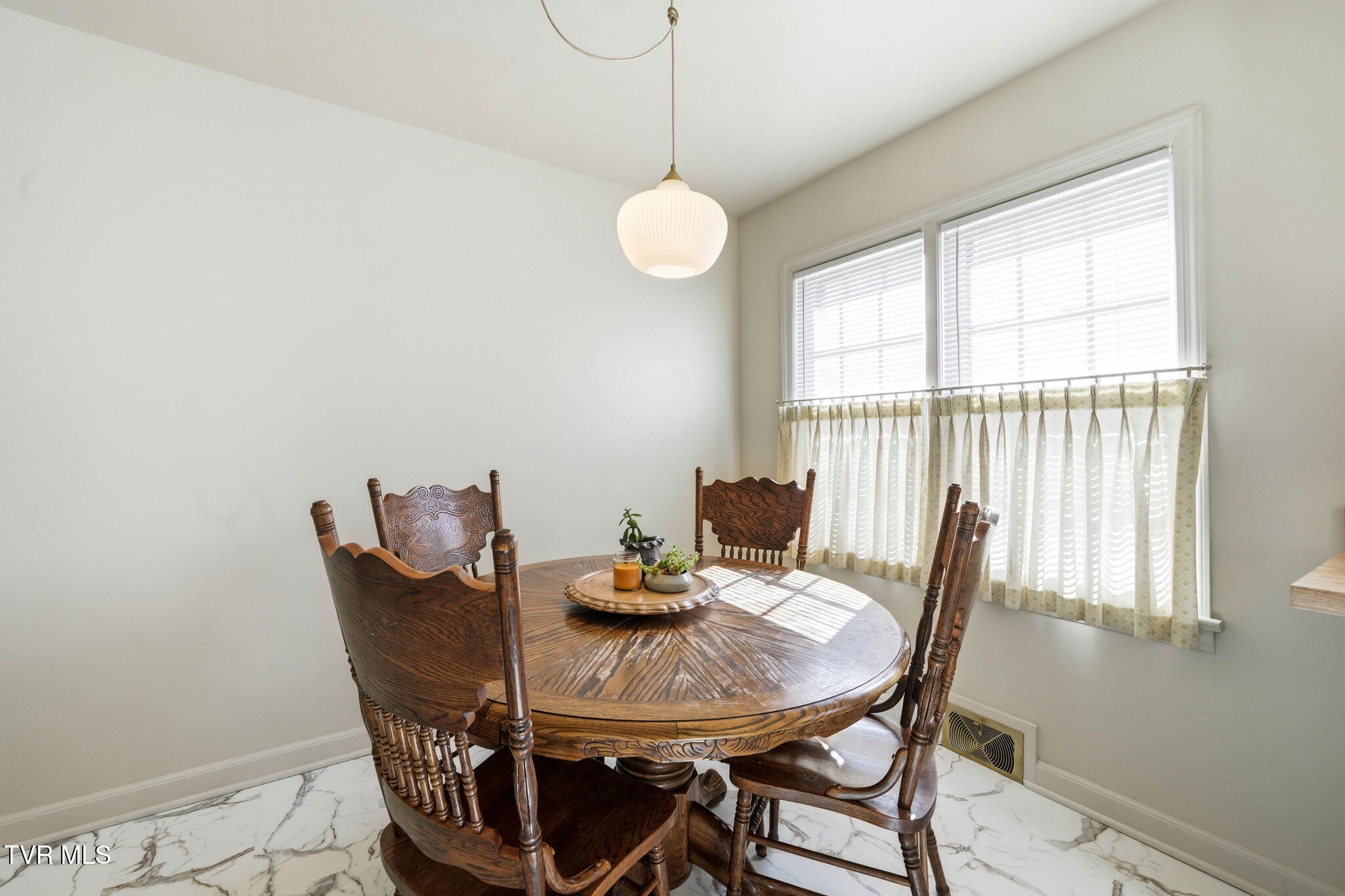 213 Manville Road Gate City, VA 24251 - Photo 23 of 47 8-web-or-mls-213 Manville Rd-16