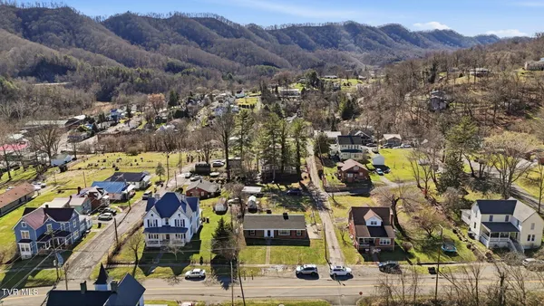 $199,900 | 213 Manville Road, Gate City, VA 24251