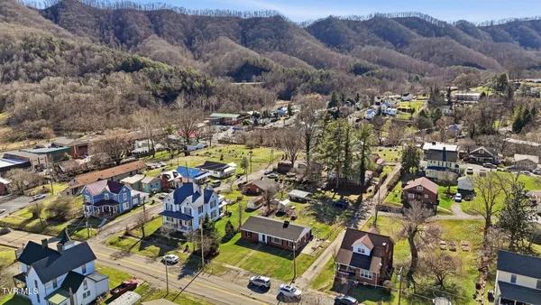 $199,900 | 213 Manville Road, Gate City, VA 24251