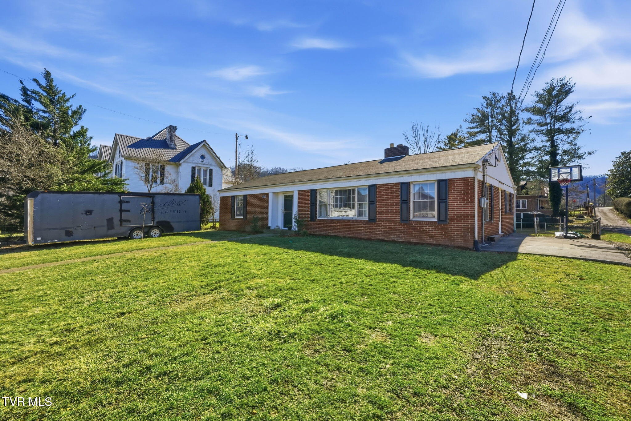 213 Manville Road Gate City, VA 24251 - Photo 5 of 47 12-web-or-mls-213 Manville Rd-2