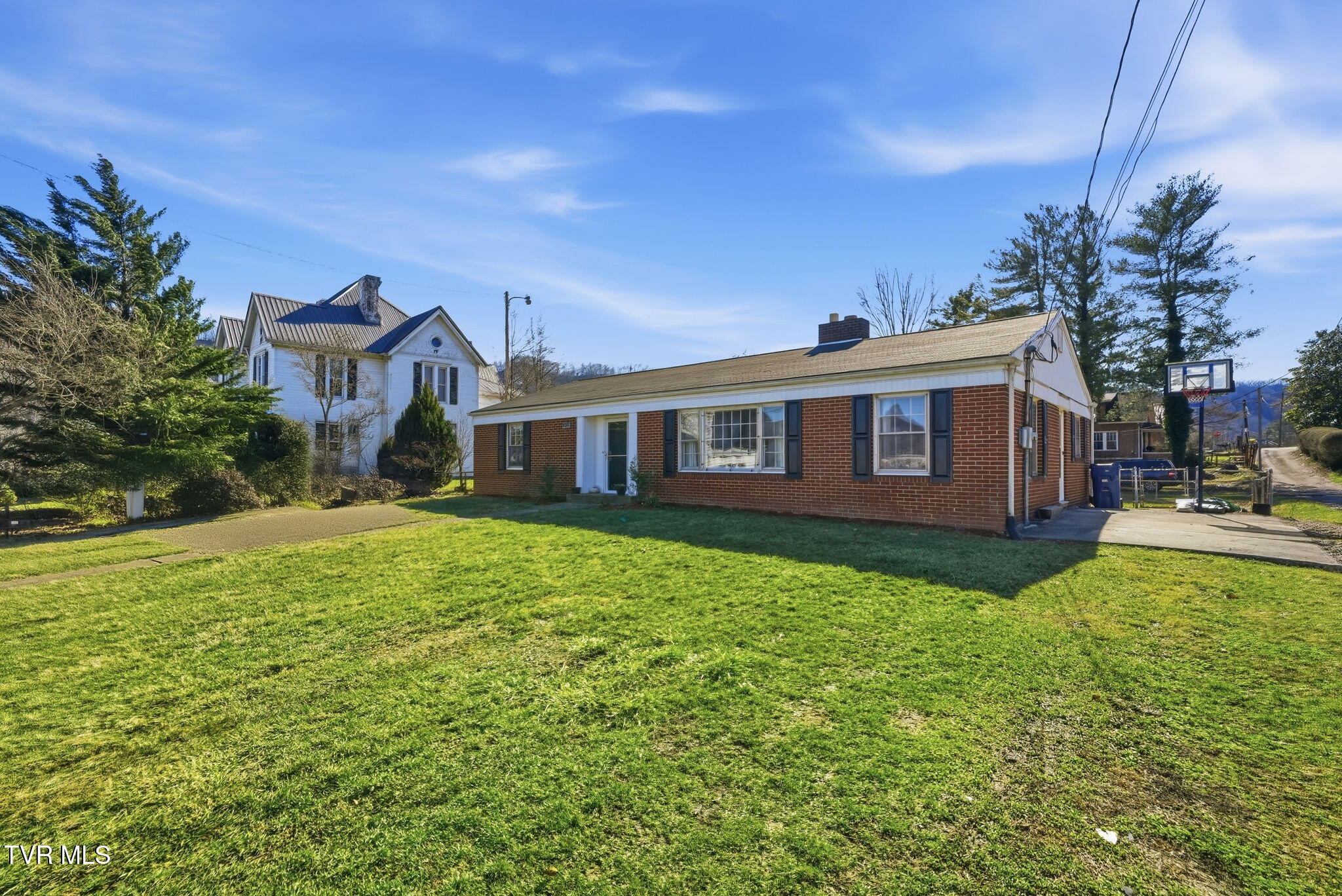 213 Manville Road Gate City, VA 24251 - Photo 9 of 47 38-web-or-mls-IMG_5721