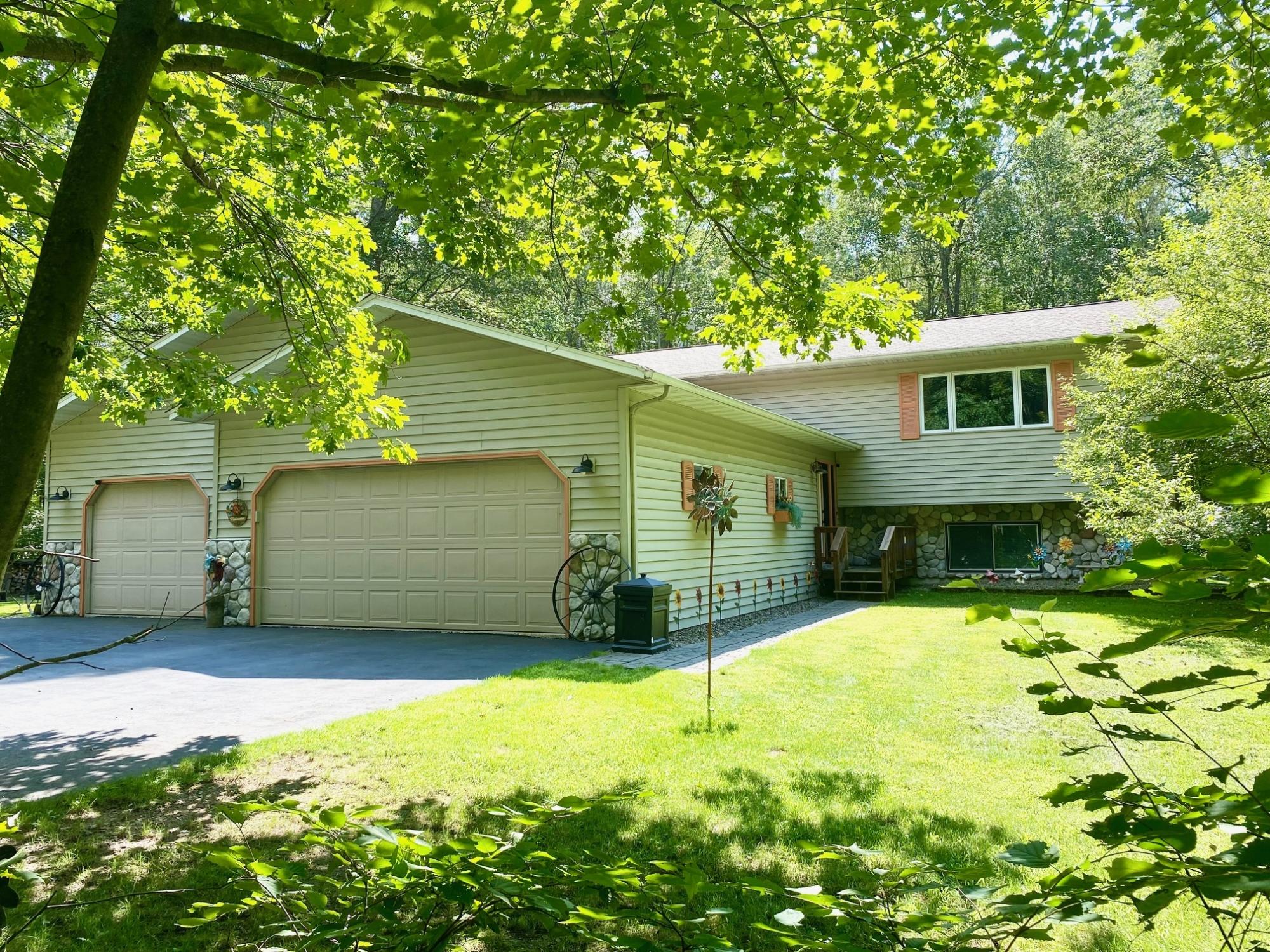 5941 Redpine Ridge Rhinelander, WI 54501 - Photo 1 of 44 Gallery Image 1