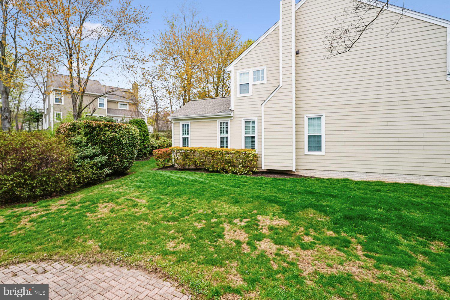 11400 Night Star Way Reston, VA 20194 - Photo 19 of 99 Back Elevation