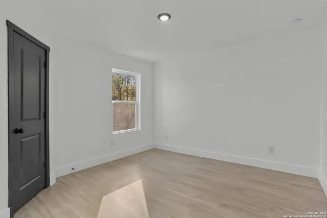 $220,000 | 134 Elmo Avenue, San Antonio, TX 78225