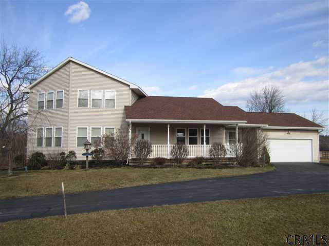 552 South Albany Road Bethlehem, NY 12158 - Photo 1 of 11 Photo 1