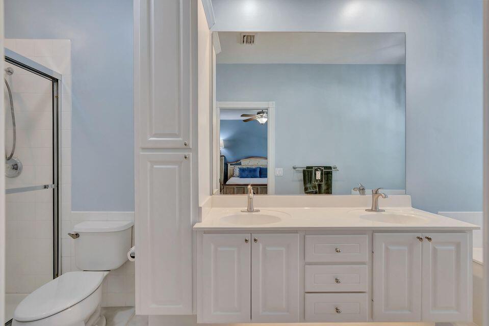 180 Freeport Drive Jupiter, FL 33458 - Photo 39 of 58 20220808160216104288000000-o