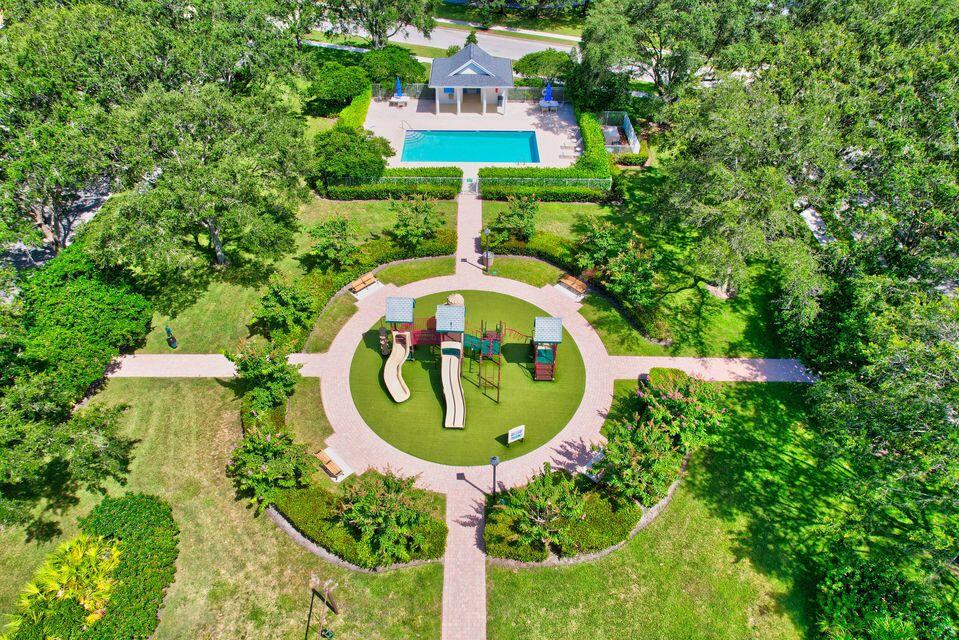 180 Freeport Drive Jupiter, FL 33458 - Photo 50 of 58 a picture of a park