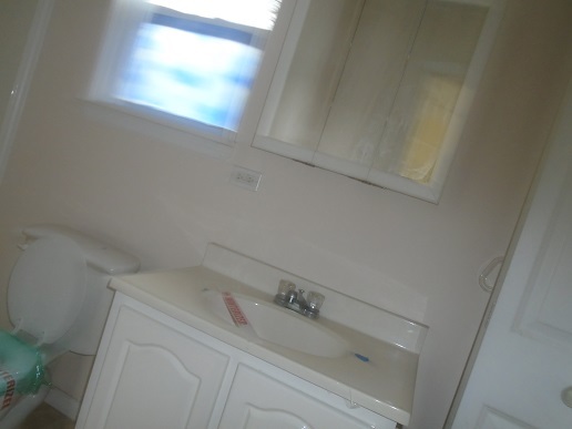 1213 West Main Street Ottawa, IL 61350 - Photo 5 of 10 a close up of a sink