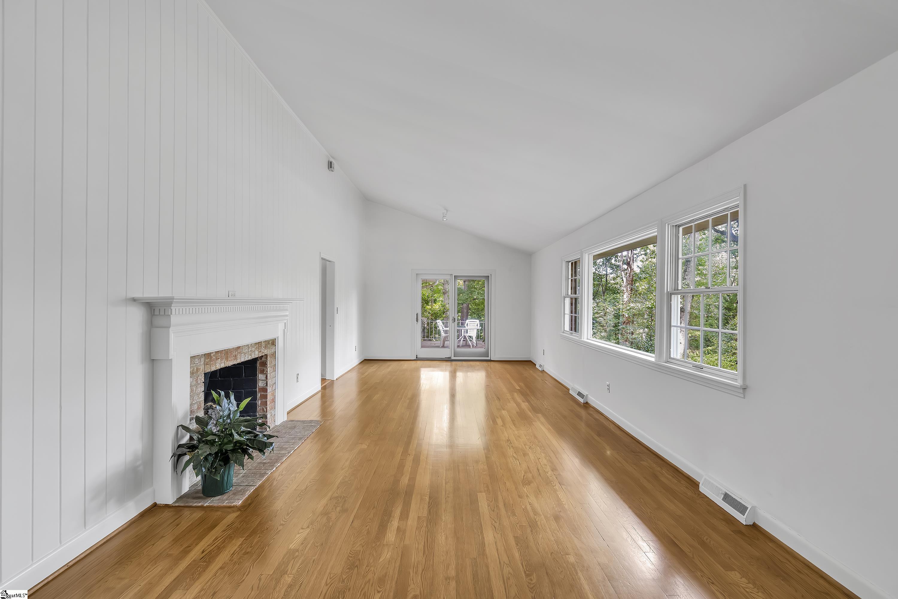8 Rockmont Road Greenville, SC 29615 - Photo 21 of 34 Gallery Image 21