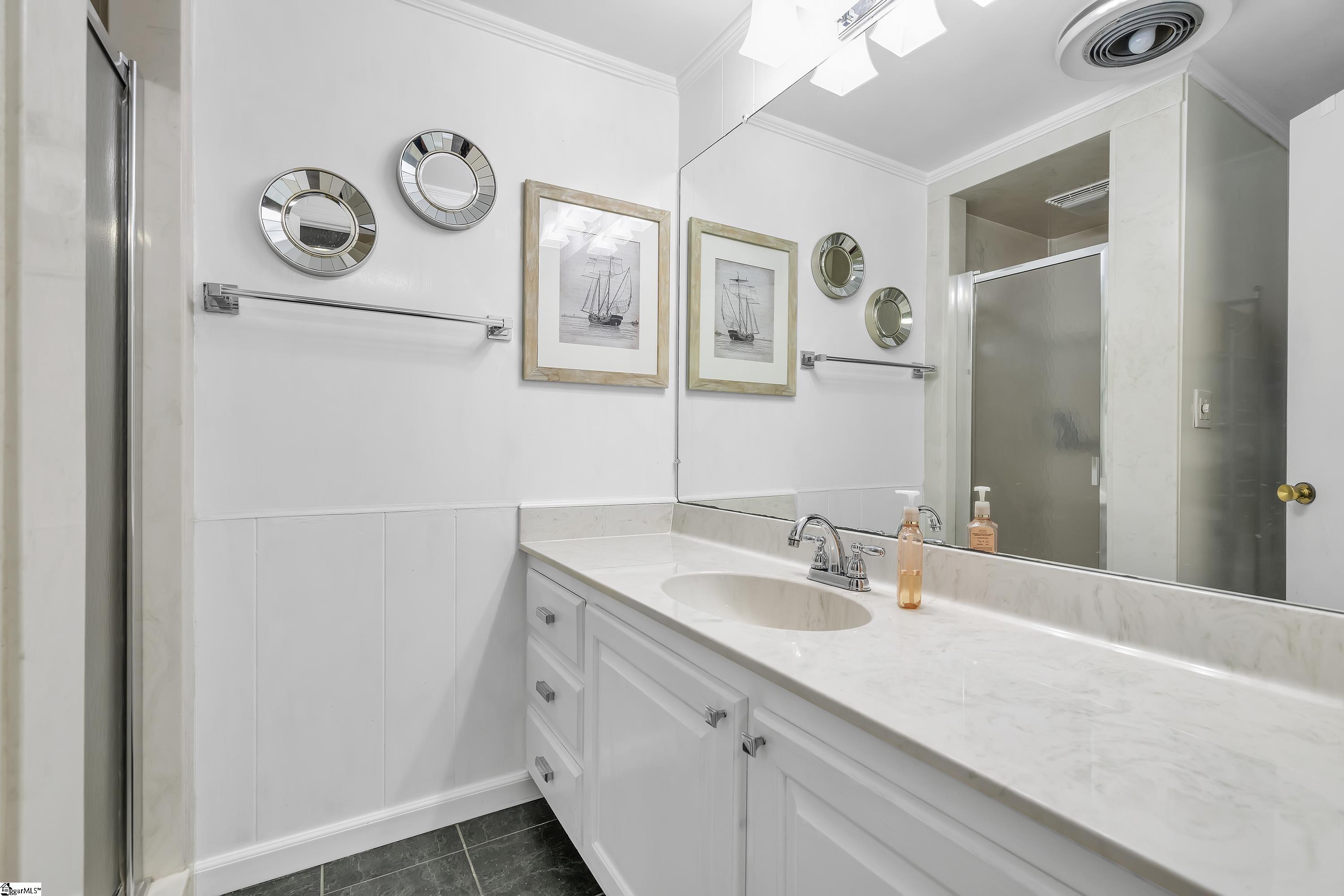 8 Rockmont Road Greenville, SC 29615 - Photo 26 of 34 Gallery Image 26