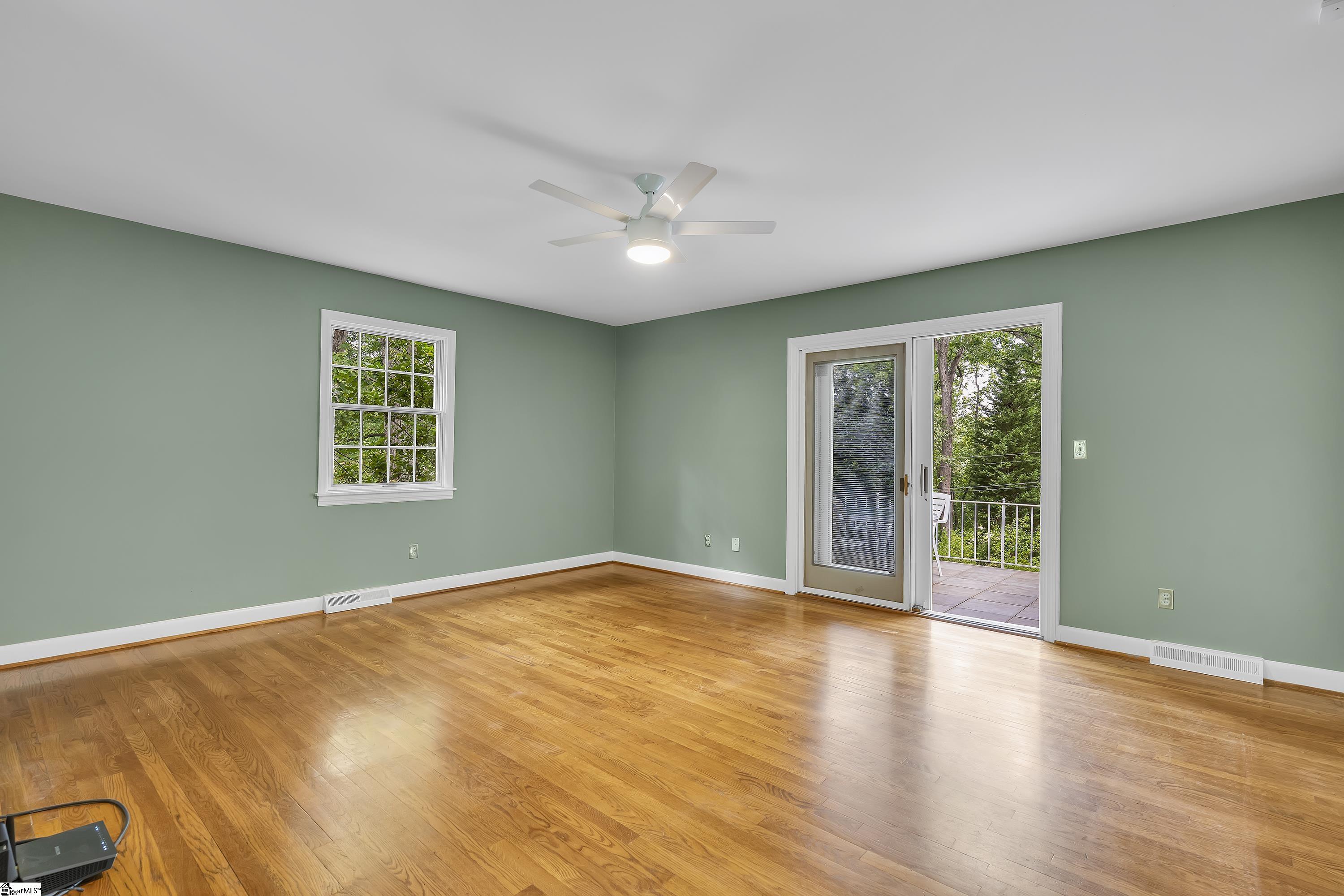 8 Rockmont Road Greenville, SC 29615 - Photo 8 of 34 Gallery Image 8