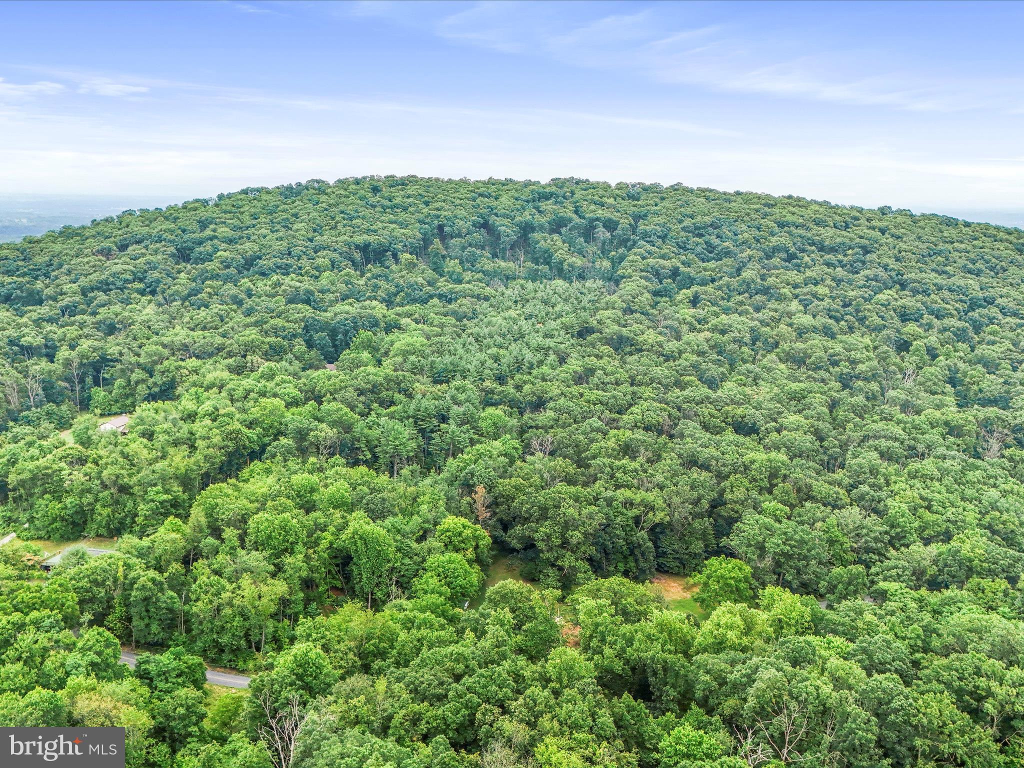 Draper Road Clear Spring, MD 21722 - Photo 3 of 16 a view of a green field