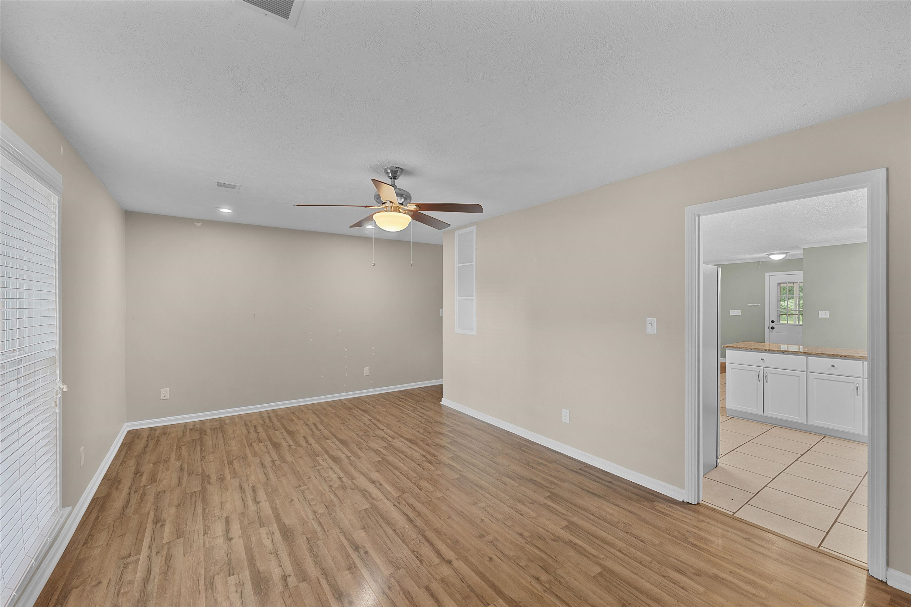 354 Wallace Road Jackson, TN 38305 - Photo 4 of 26 Photo 4
