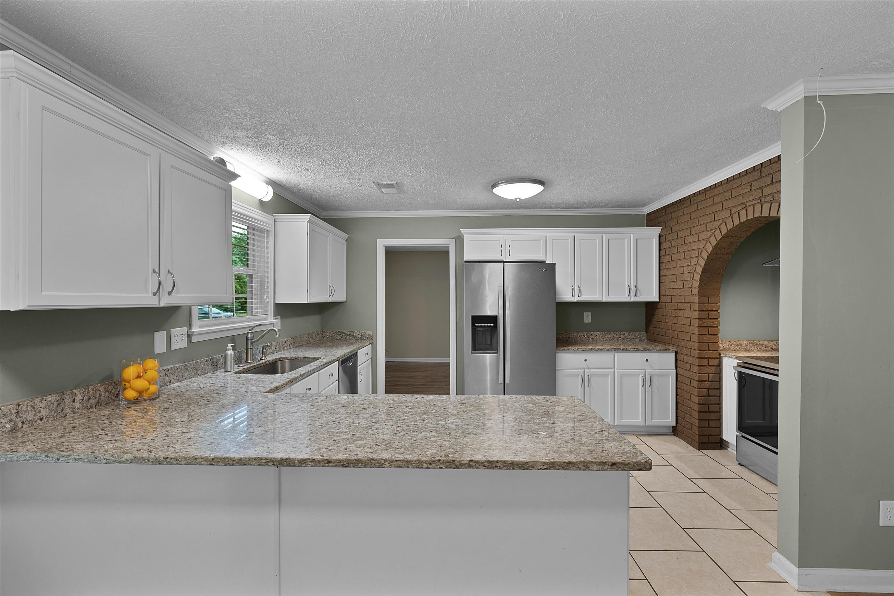 354 Wallace Road Jackson, TN 38305 - Photo 7 of 26 Photo 7
