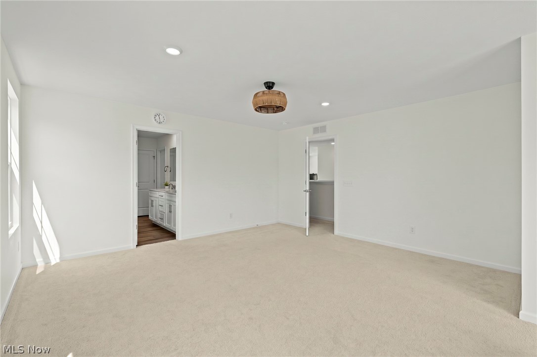 766 River Run Road Aurora, OH 44202 - Photo 17 of 31