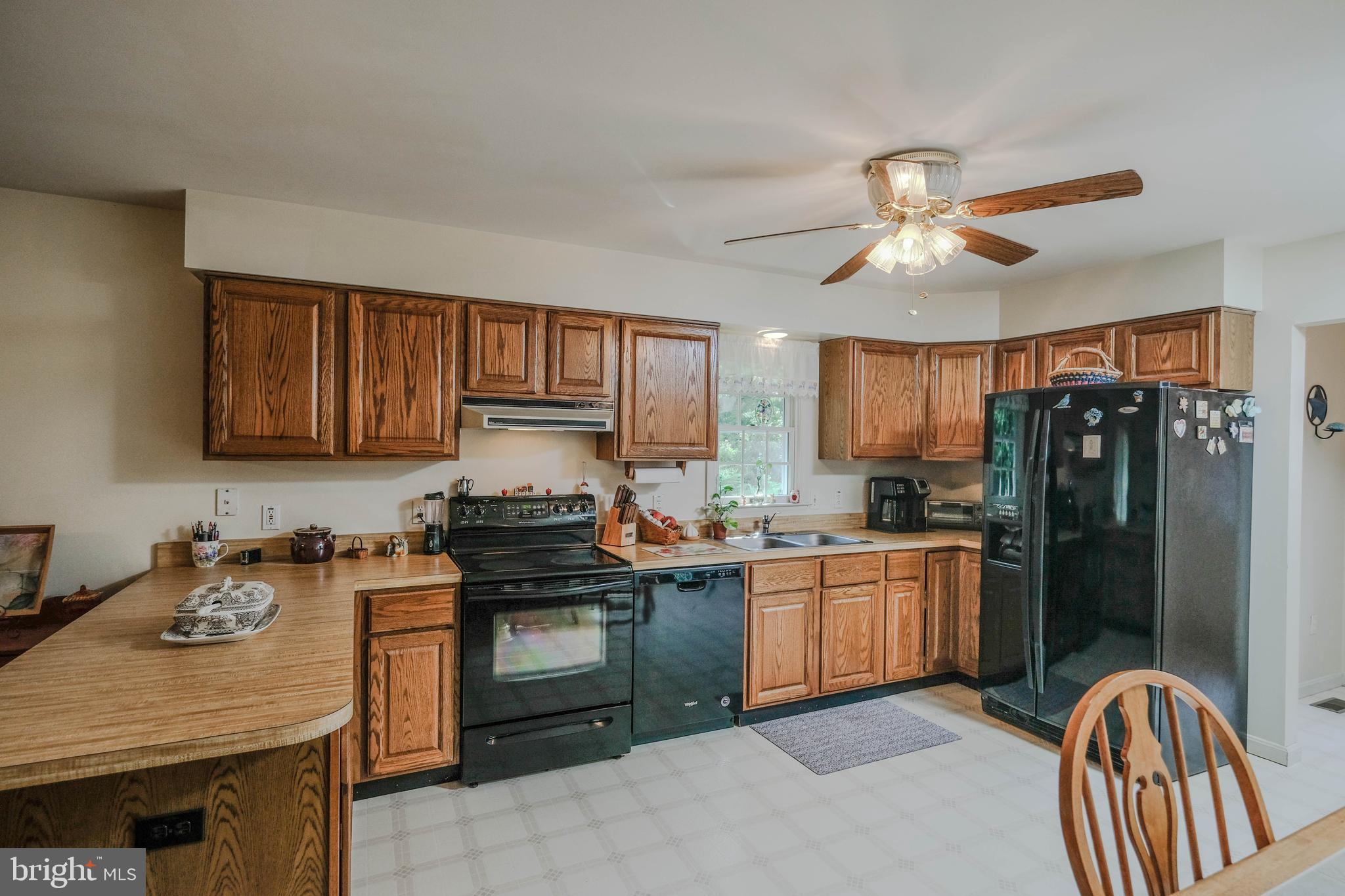 493 High Knob Road Front Royal, VA 22630 - Photo 14 of 56