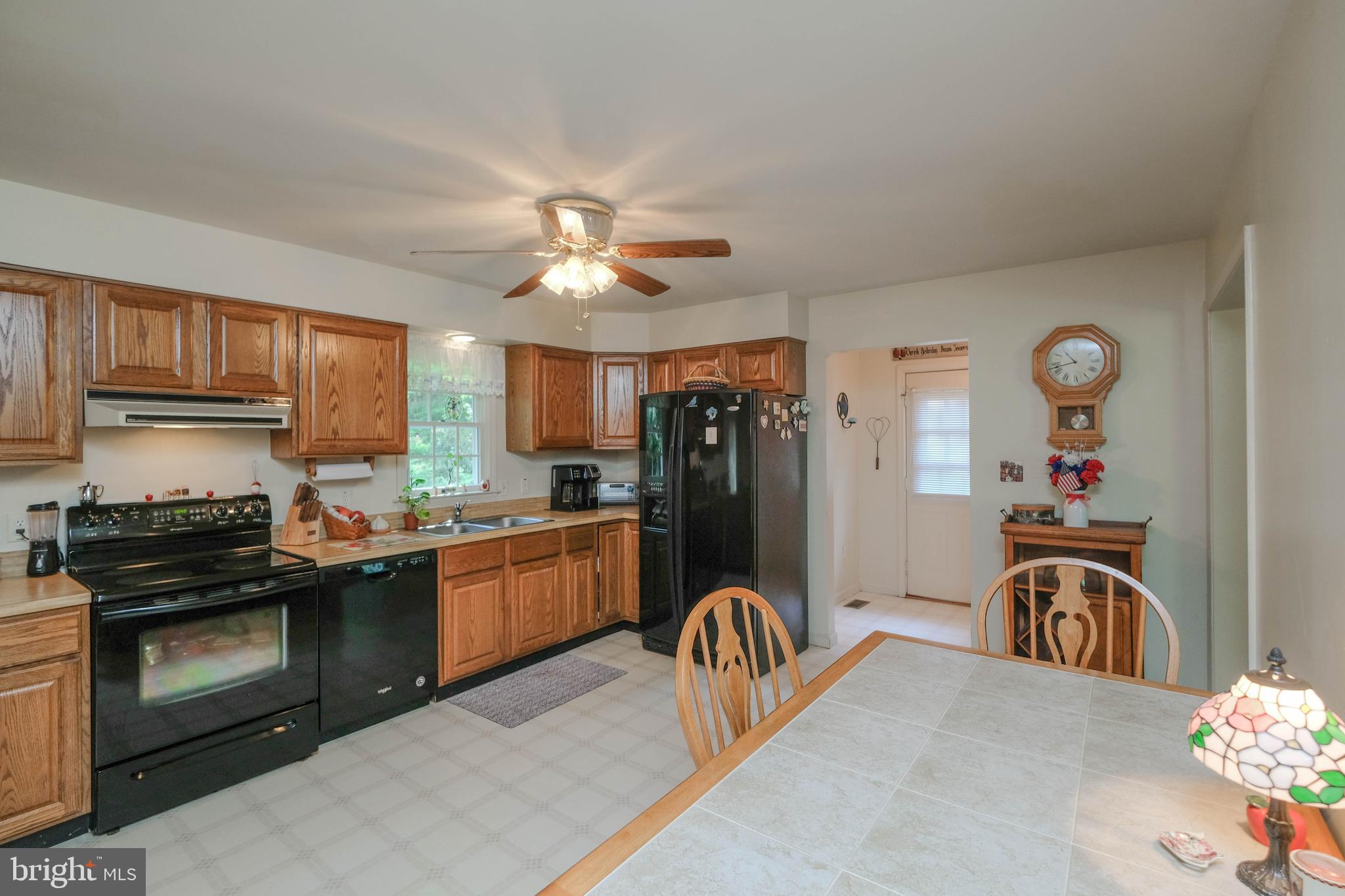 493 High Knob Road Front Royal, VA 22630 - Photo 9 of 56