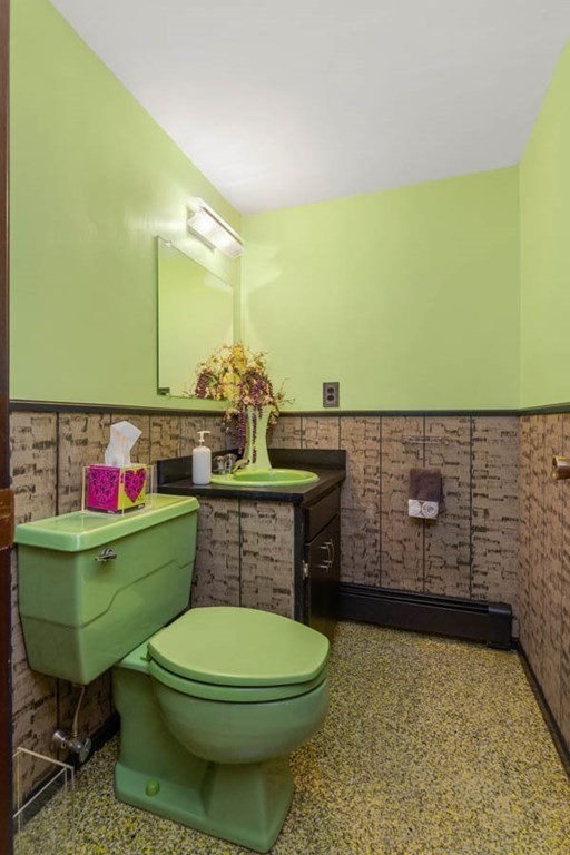 4 Hanford Road Stoneham, MA 02180 - Photo 30 of 38 Gallery Image 30