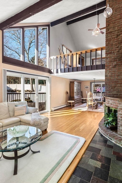4 Hanford Road Stoneham, MA 02180 - Photo 3 of 38 Gallery Image 3
