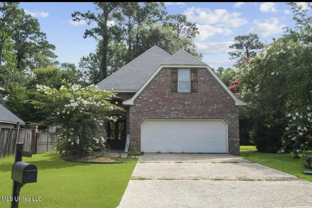 $274,990 | 77 Canal Drive, Hattiesburg, MS 39402