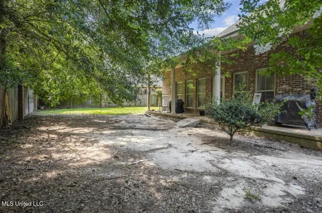 $274,990 | 77 Canal Drive, Hattiesburg, MS 39402