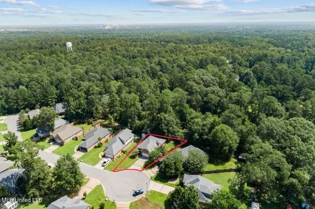 $274,990 | 77 Canal Drive, Hattiesburg, MS 39402