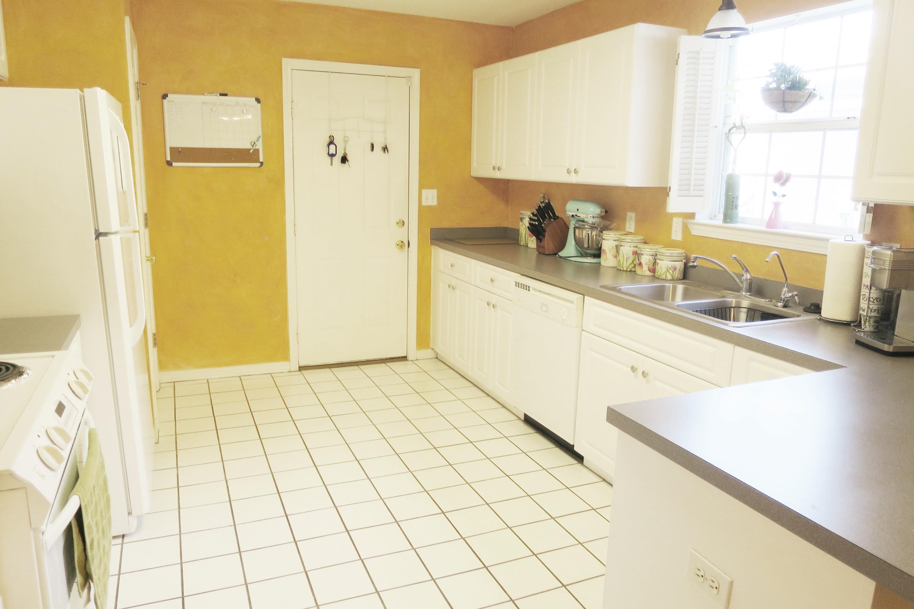 1762 Old Ranch Road Fort Walton Beach, FL 32547 - Photo 7 of 21 a bathroom with a sink mirror and shower