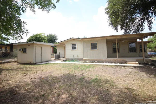 $1,450 | 314 East Glenview Drive, San Antonio, TX 78201
