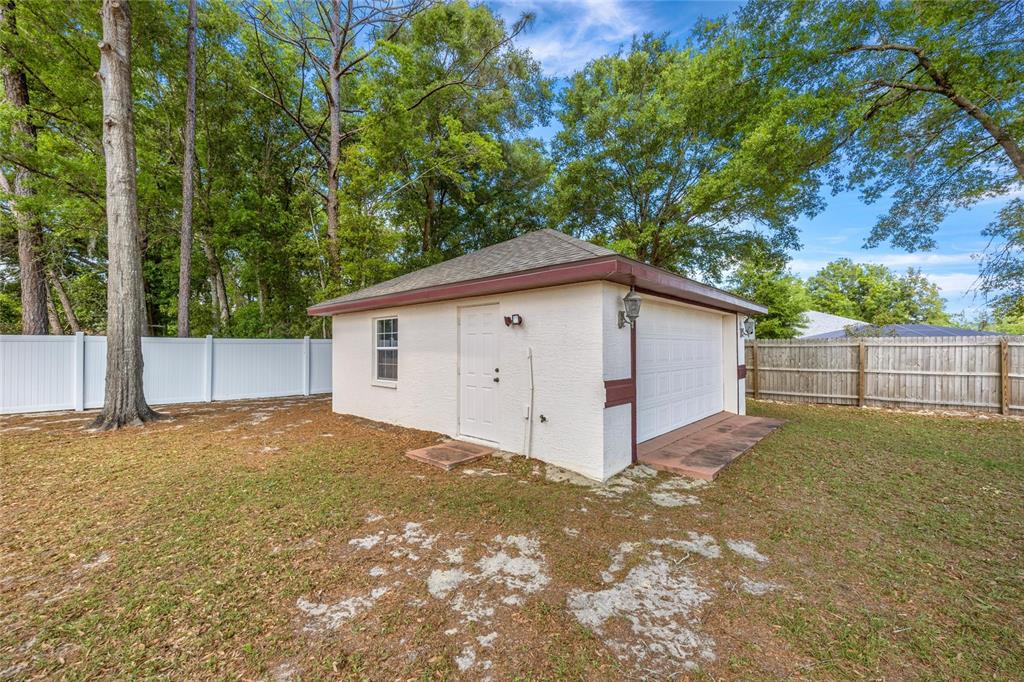 5285 Southwest 103rd Loop Ocala, FL 34476 - Photo 5 of 46