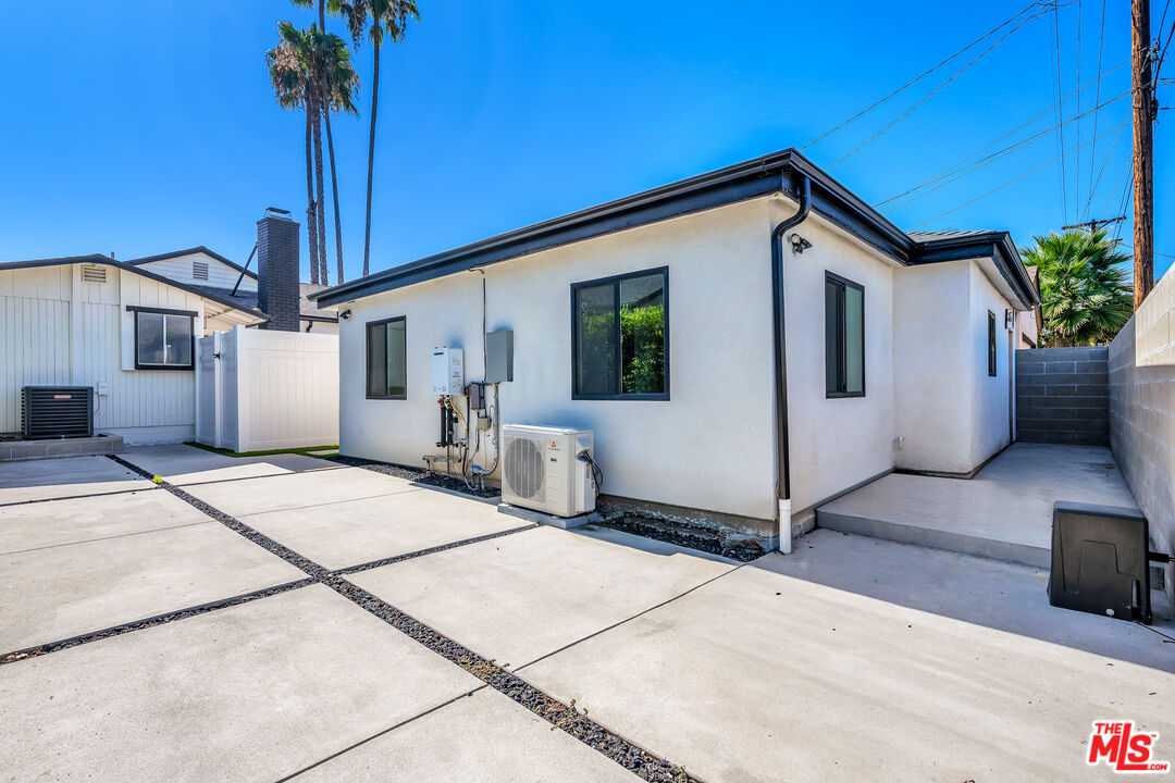 2766 North Frederic Street Burbank, CA 91504 - Photo 18 of 18