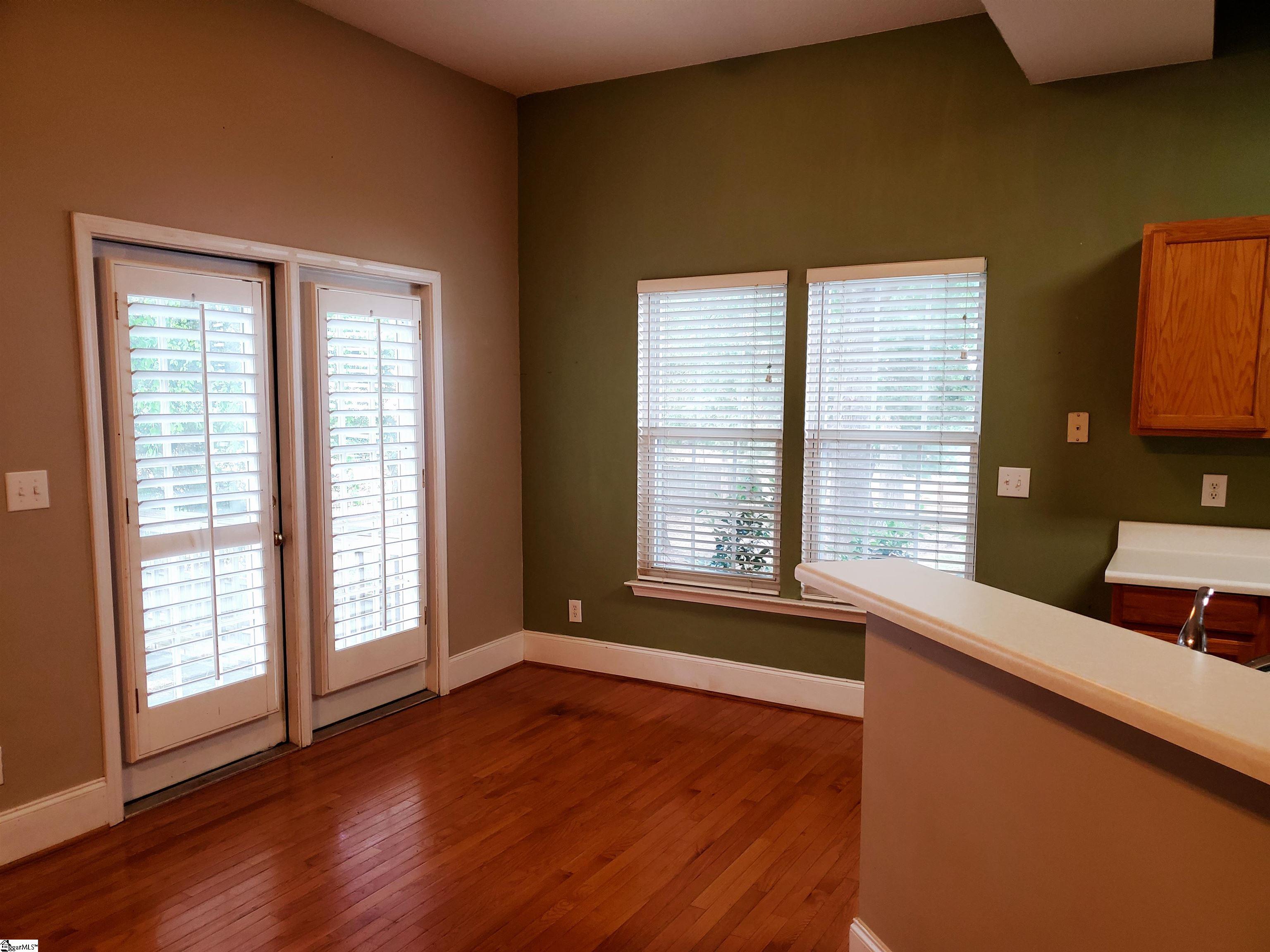 4 Colleton Court Simpsonville, SC 29681 - Photo 9 of 23