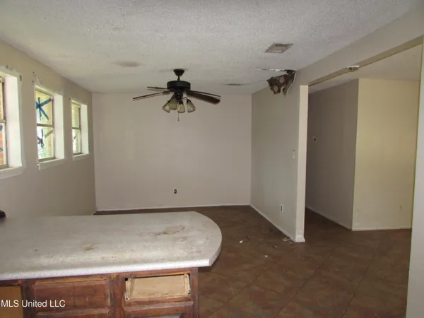 $130,000 | 731 Carter Drive, Gulfport, MS 39507