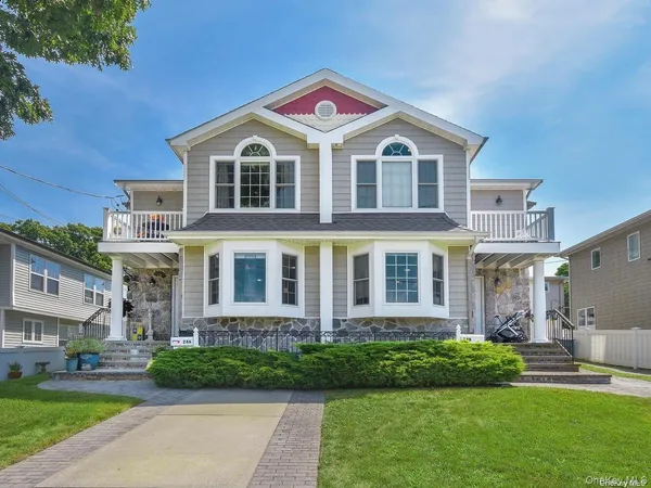 $6,500 | 24 Sintsink Drive West, Port Washington, NY 11050