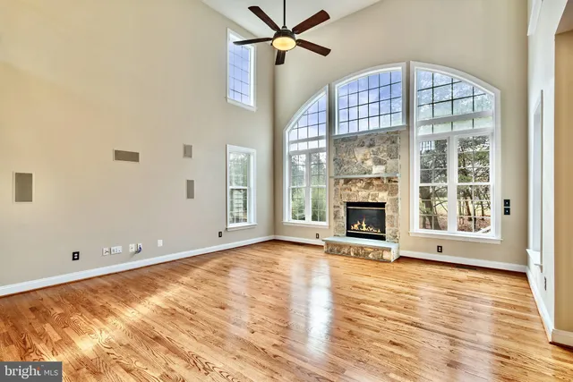 $949,900 | 9084 Acadia Park Drive, Bristow, VA 20136