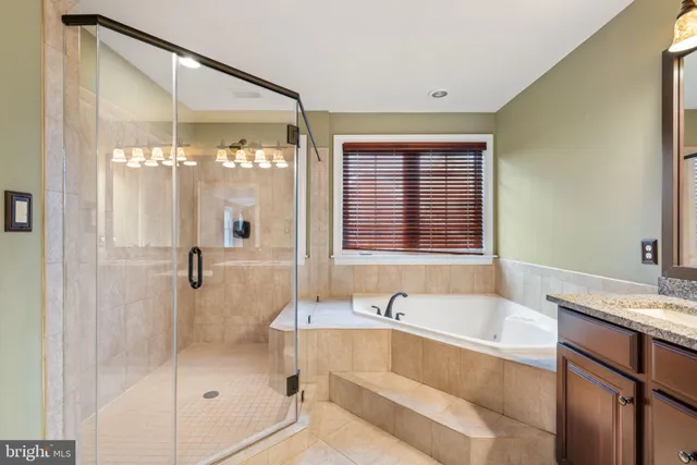 $949,900 | 9084 Acadia Park Drive, Bristow, VA 20136