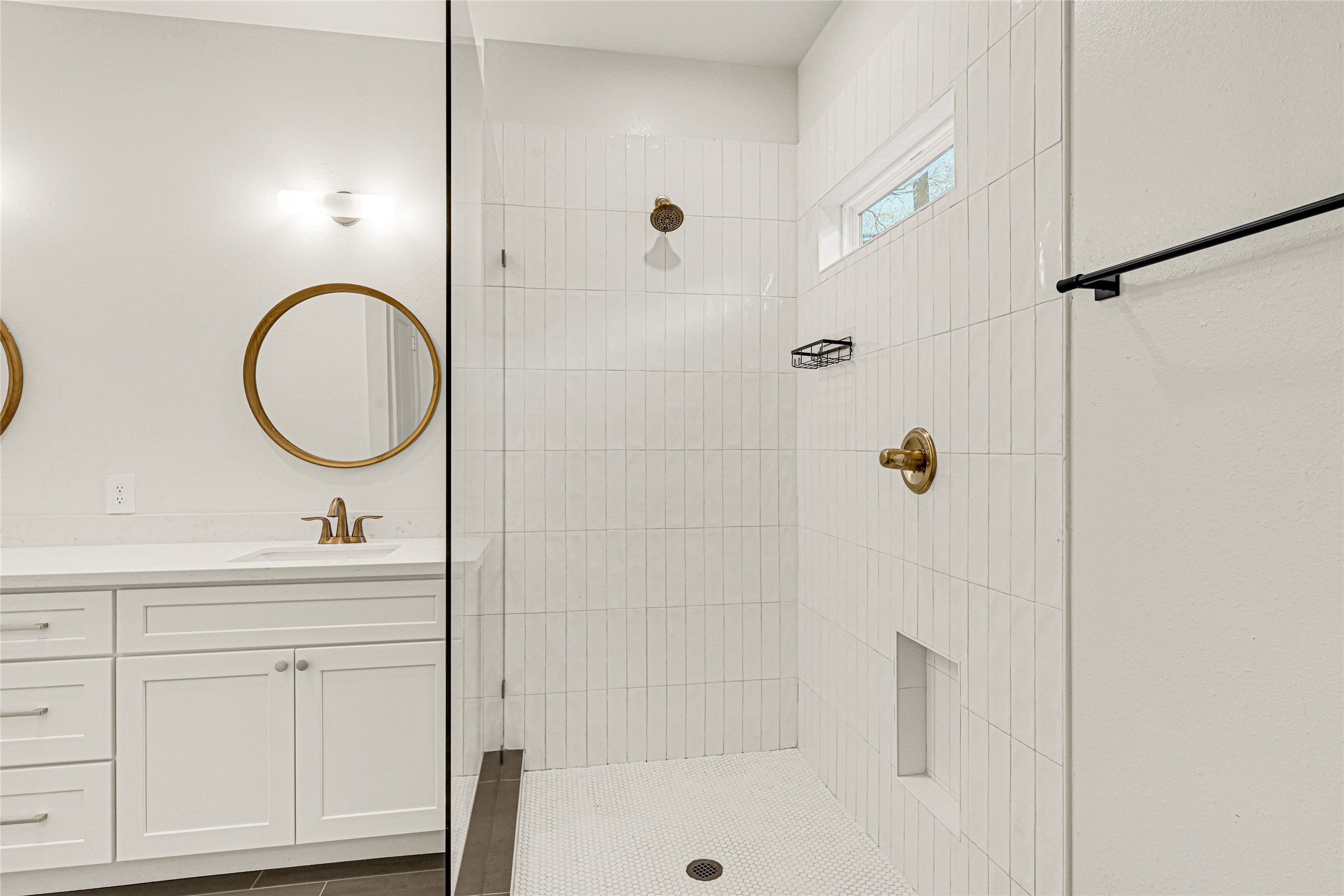 1405 East 33rd Street, Unit A Houston, TX 77022 - Photo 22 of 28