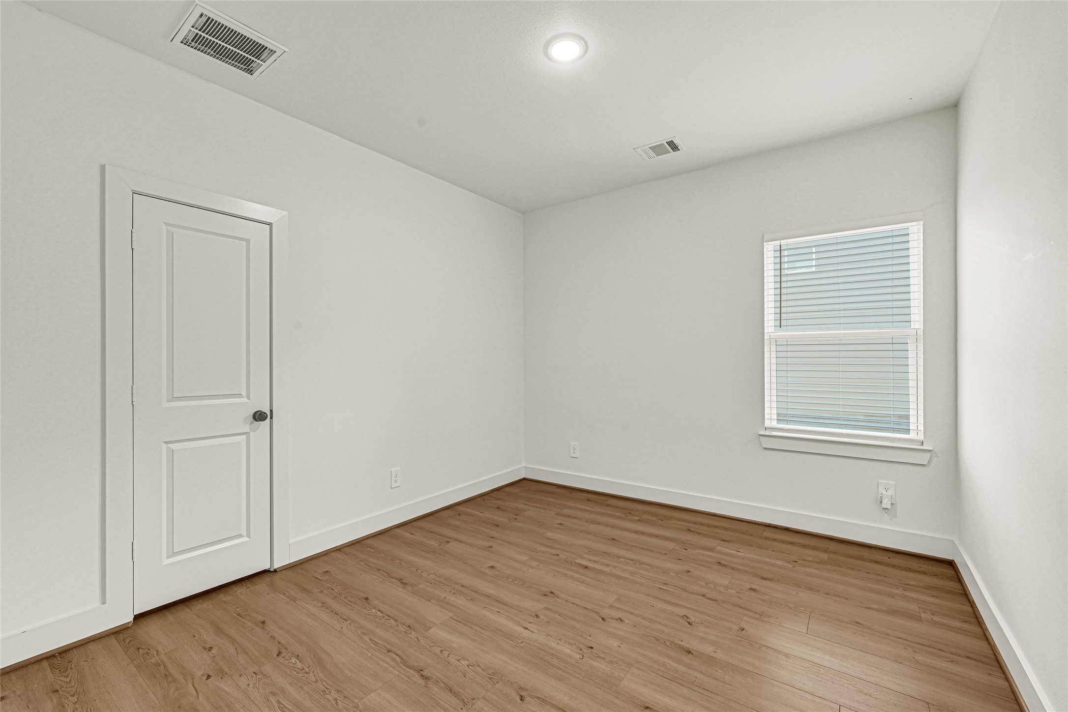 1405 East 33rd Street, Unit A Houston, TX 77022 - Photo 25 of 28