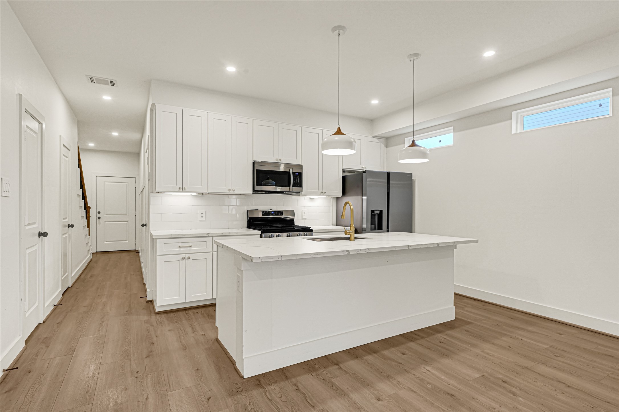 1405 East 33rd Street, Unit A Houston, TX 77022 - Photo 9 of 28