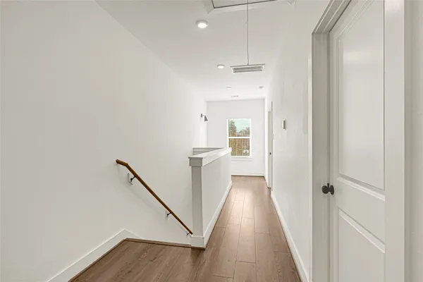 $2,300 | 1405 East 33rd Street, Unit A, Houston, TX 77022