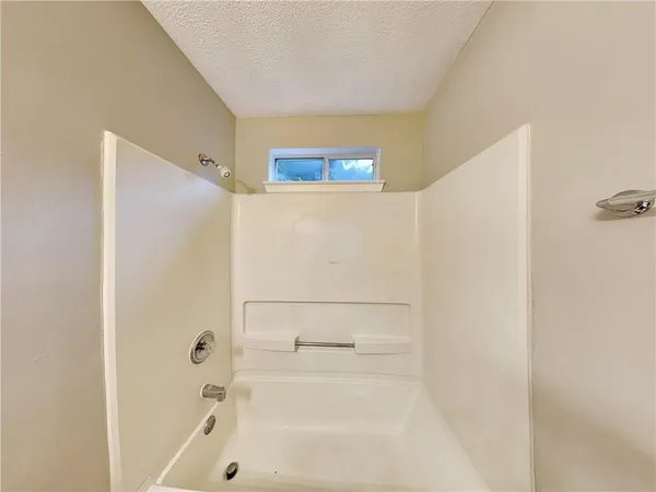 $1,725 | 276 Village Drive, McDonough, GA 30253