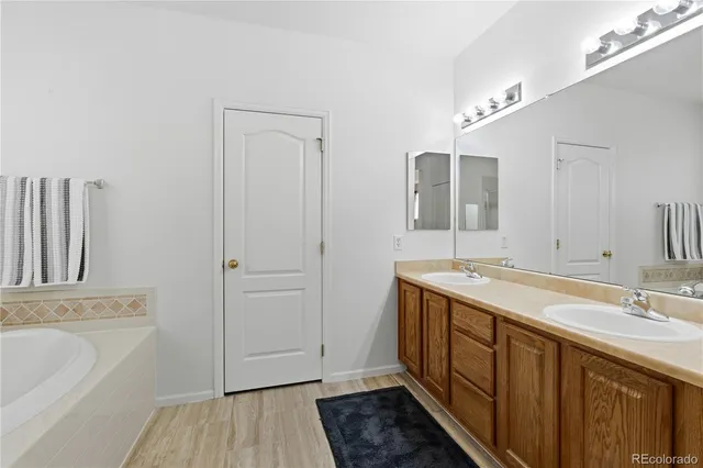 $470,000 | 3851 Stonebrush Drive, Unit 11B, Highlands Ranch, CO 80126