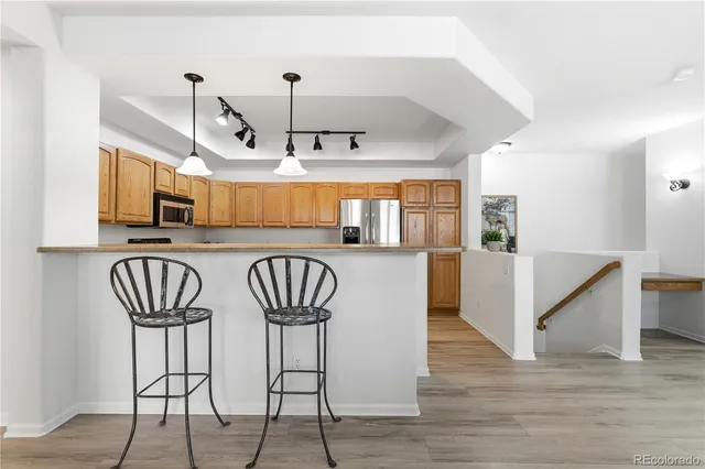 $470,000 | 3851 Stonebrush Drive, Unit 11B, Highlands Ranch, CO 80126