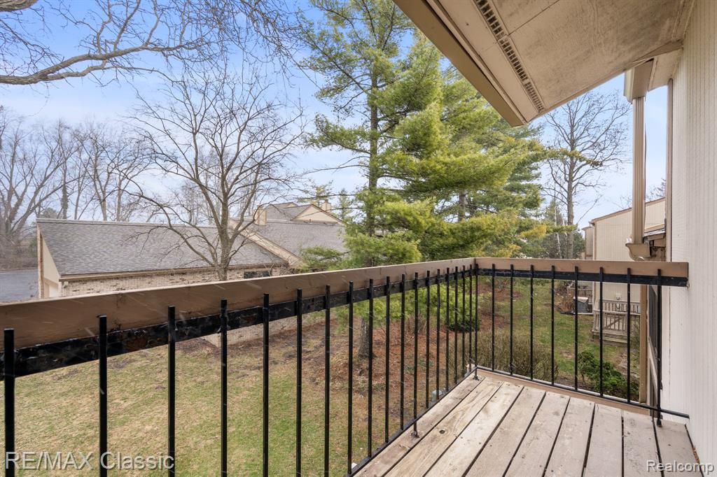 23127 Farmington Road Farmington, MI 48336 - Photo 43 of 51 Gallery Image 43