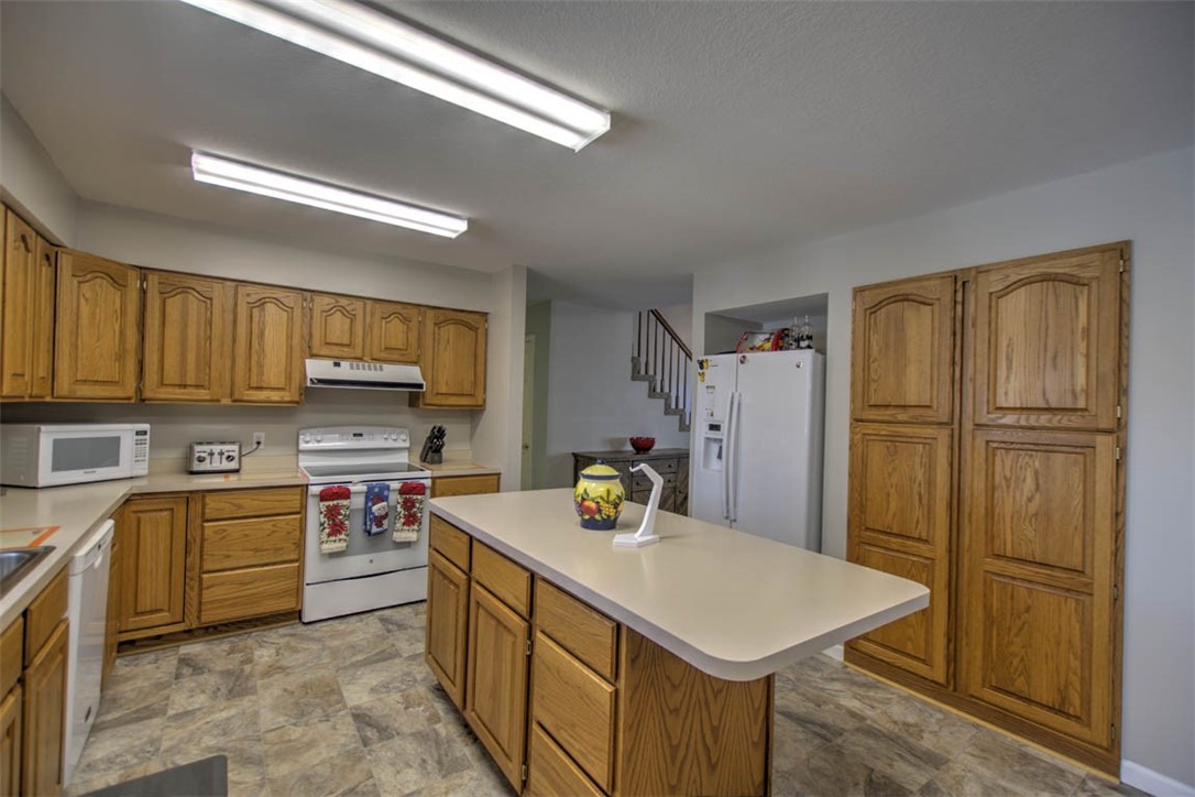 4764 Mission Drive Decatur, IL 62526 - Photo 15 of 29 Gallery Image 15